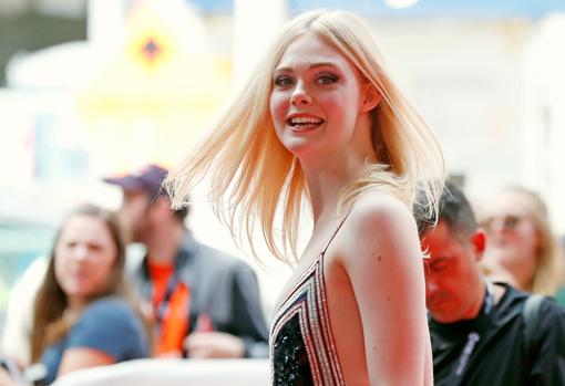 Elle Fanning llega a la première de «Teen Spirit»