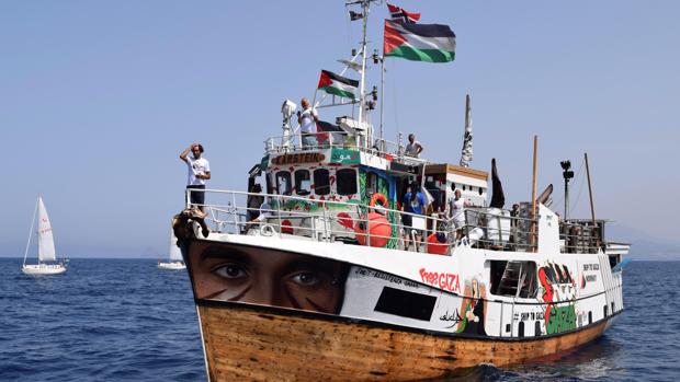 Uno de los veleros de la Flotilla de la Libertad que piden el fin del bloque marítimo a la Franja de Gaza
