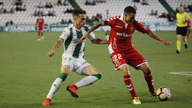 Älex Carbonell, en el Córdoba-Nástic