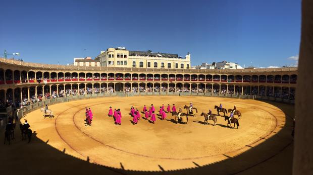 Paseíllo de la última corrida goyesca de Ronda
