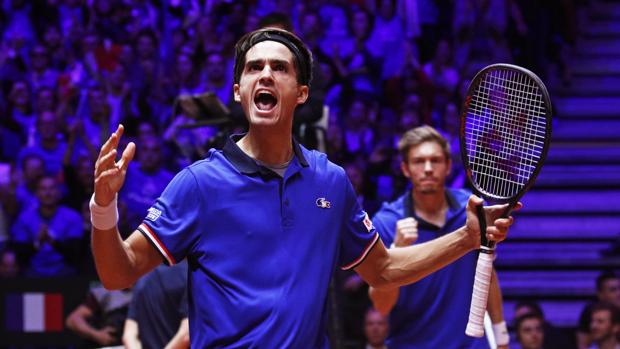 Herbert celebra un punto ante la mirada de Mahut