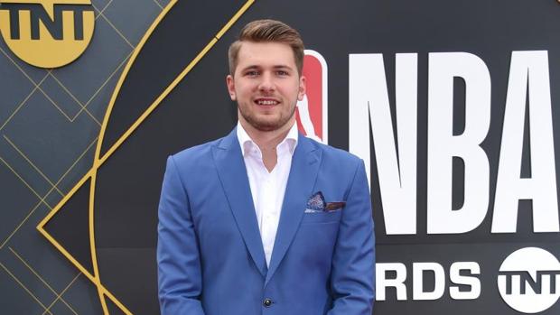 Luka Doncic ha ganado el premio «Roockie of the Year» que se entrega al mejor debutante de la NBA