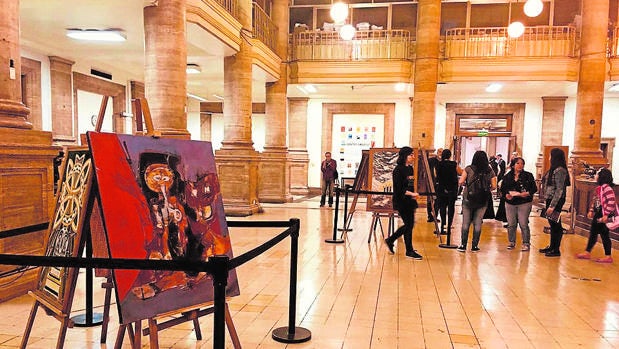 Las instalaciones del centro guardan obras de algunos de los mejores artistas de Galicia
