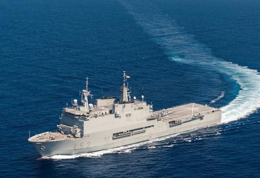 El buque 'Castilla', durante su despliegue en la costa de Somalia