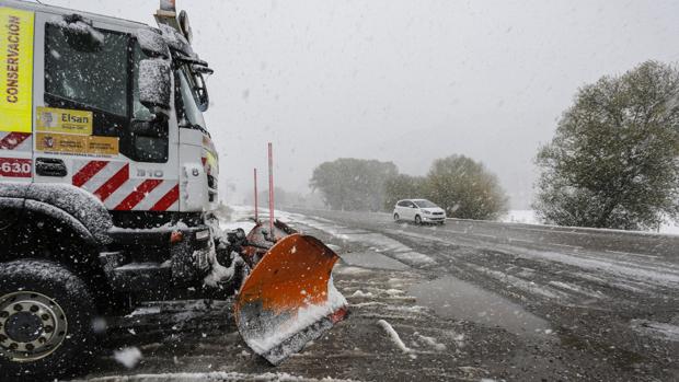 Nieve en la localidad leonesa de Villamanín, en una imagen de archivo