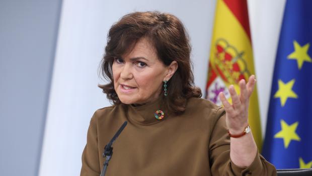 La vicepresidenta del Gobierno, Carmen Calvo, ayer, en el Consejo de Ministros