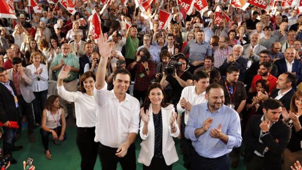 Pedro Sánchez, en un acto de precampaña electoral en Valencia