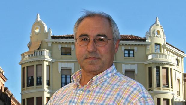 El escritor salmantino José Luis Puerto