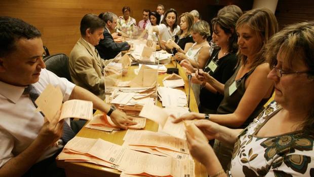 Recuento de votos por correo en Valencia