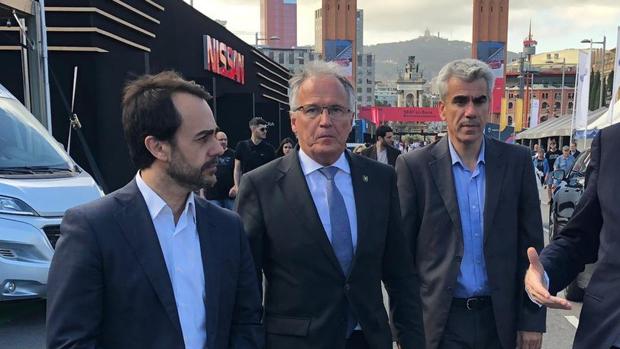 El candidato popular en el Automobile Barcelona