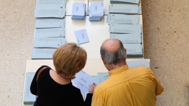 Imagen de la jornada de votación en las elecciones municipales en Valencia este domingo 26 de mayo