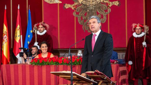 José Pablo Sabrido, prometiendo su cargo de concejal el pasado sábado