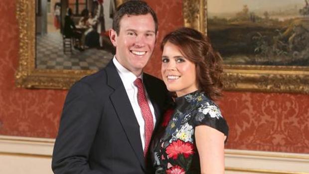 Fotografía oficial del compromiso de Jack Brooksbank y Eugenia de York