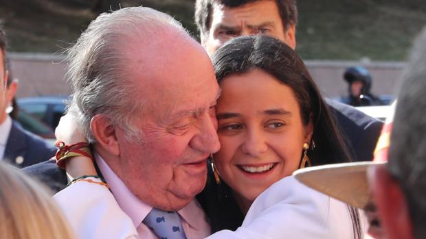 Don Juan Carlos junto a su nieta Victoria Federica