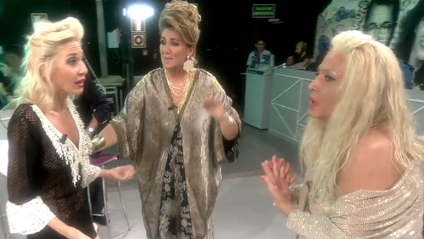 Ania Iglesias y Lydia Lozano discuten en el plató de Sálvame