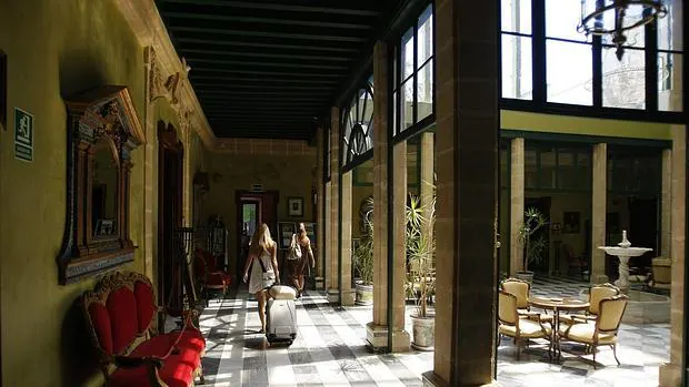 El hotel Duques de Medinaceli de Puerto reabre sus puertas este verano