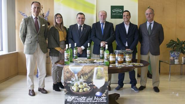 Presentación de la Fiesta del Mosto que se celebra del 8 al 11 de este mes en Umbrete