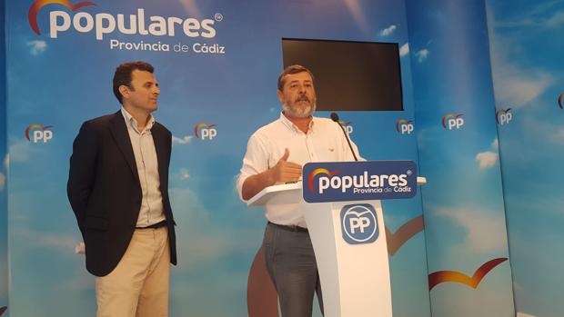 Los parlamentarios andaluces Bruno García y Alfonso Candón.