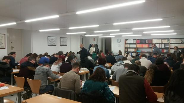 Alumnos del centro de la UNED de Cádiz