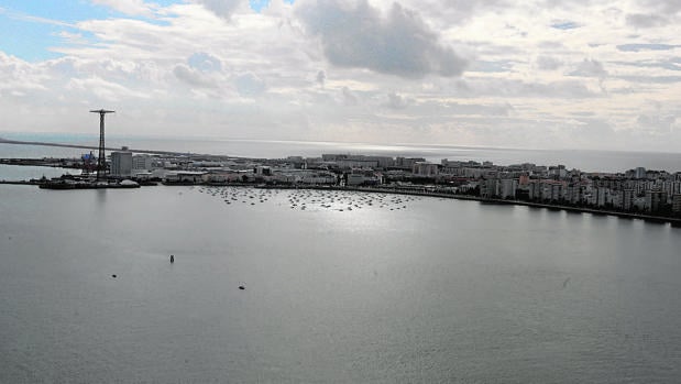 Se contemplan tres escenarios, Cádiz capital, El Puerto de Santa María y San Fernando.