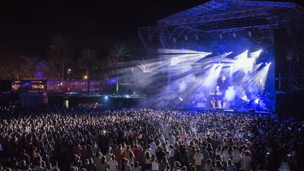 Luis Fonsi causó gran expectación en el Concert Music Festival.