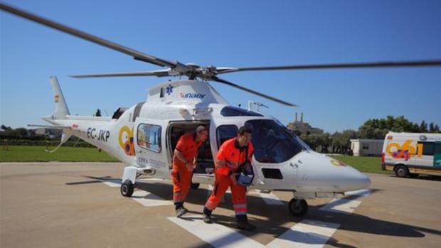 Helicóptero de emergencias sanitarias del 061