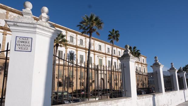 La postura de la Junta sobre el Valcárcel ha desatado una gran polémica.