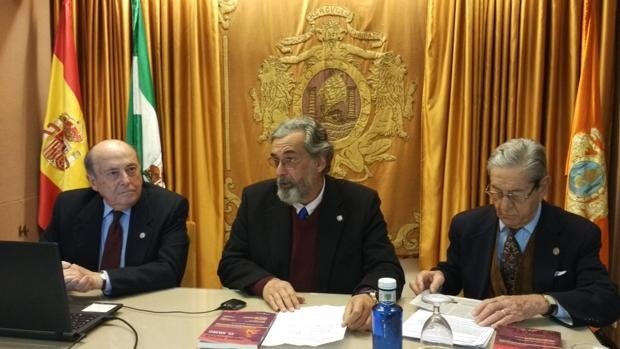 Jaime Rocha presenta 'El Muro' en el Ateneo de Cádiz
