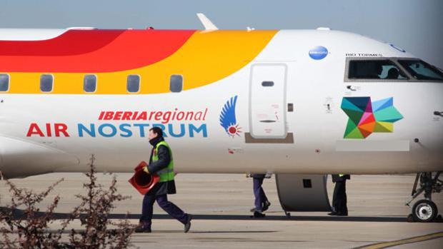 Imagen de un avión regional de Iberia