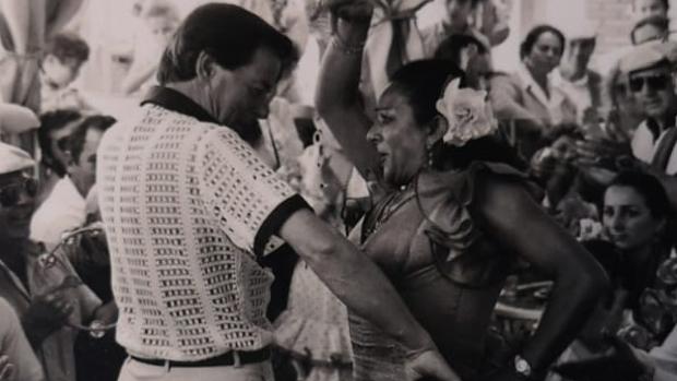 Bailando con Lola Flores
