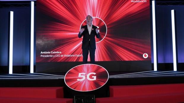 El presidente de Vodafone España, Antonio Coimbra, en la presentación del 5G. / M. G.
