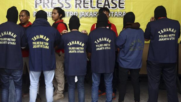 Los detenidos habrían pagado hasta 12 euros por asistir a esta fiesta, organizada el domingo por la noche